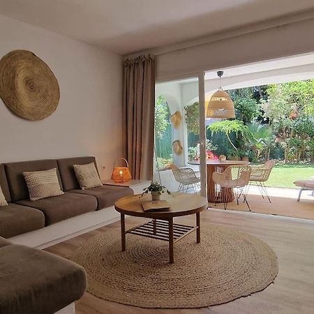 Luxe Studio Met Ruim Terras, Vlak Aan Zee! Sitio de Calahonda Kültér fotó