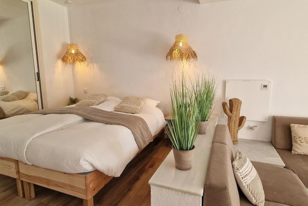 Luxe Studio Met Ruim Terras, Vlak Aan Zee! Sitio de Calahonda Kültér fotó